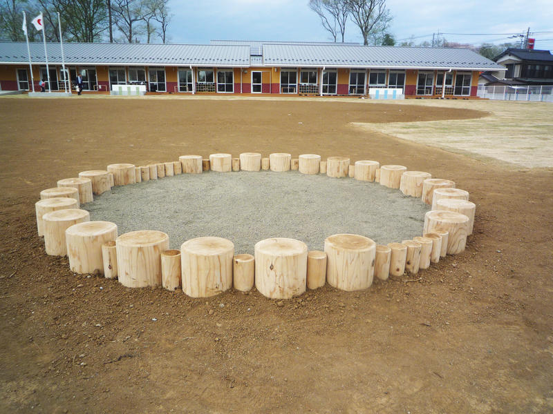 丸太の砂場(円形)